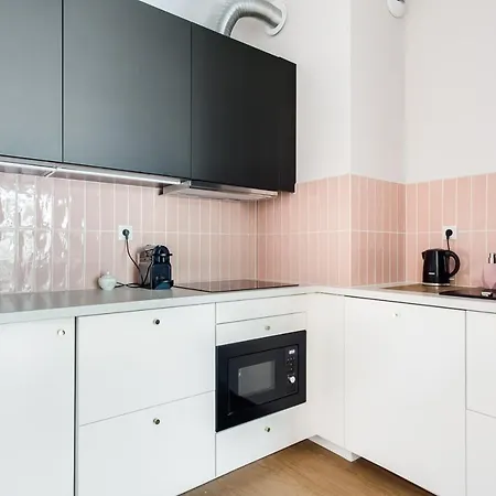Male Garbary Apartment *